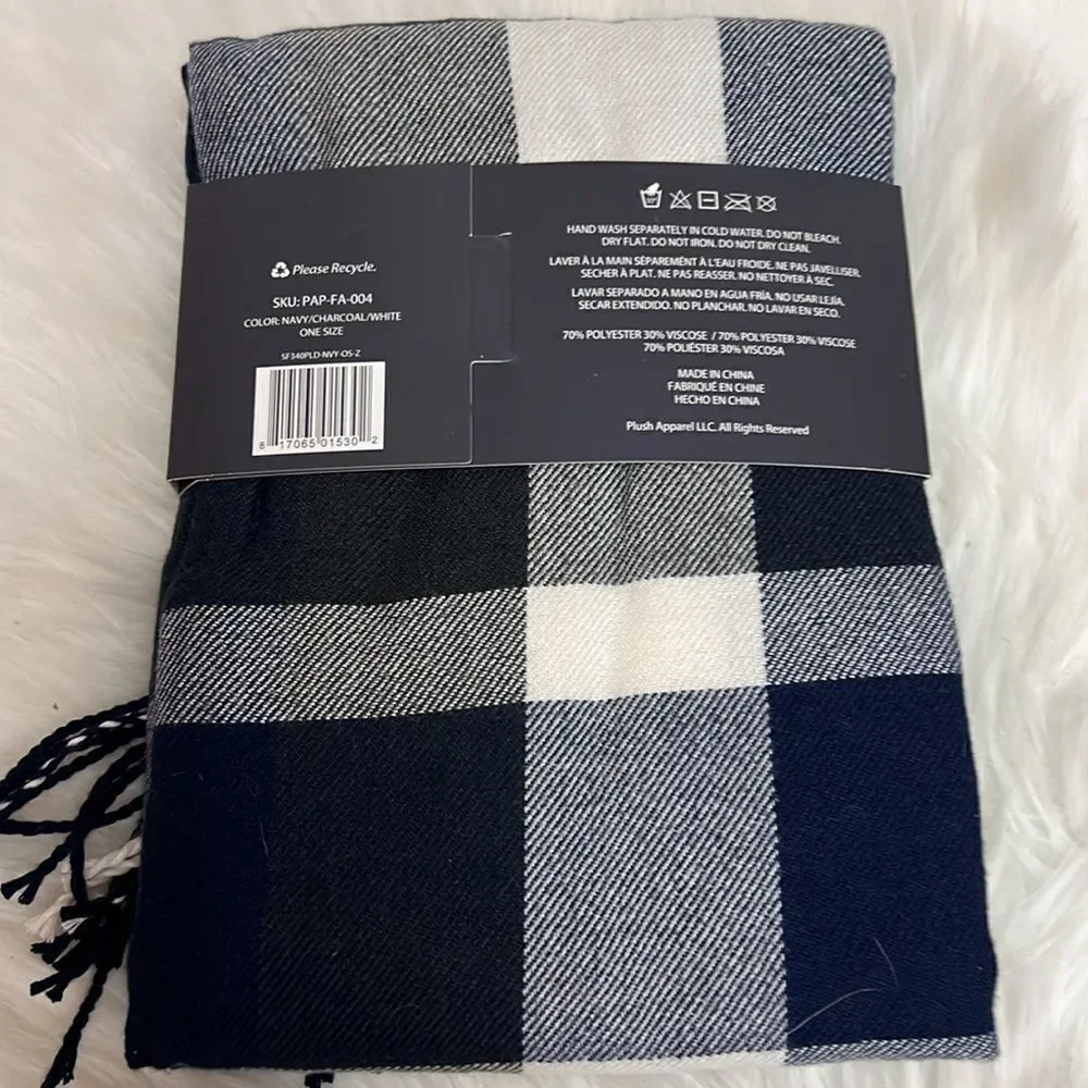 NWT Plush Women's Ultra Soft Plaid Scarf, Navy/Charcoal/White,‎ One Size D1